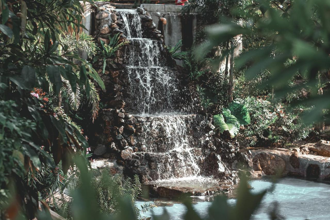 Отель La Vie Adventure Trails Salabusob Экстерьер фото